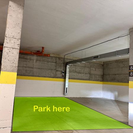 New Modern & Cozy Apartment With Free Private Parking And Ev Charging Station Varna Exterior photo