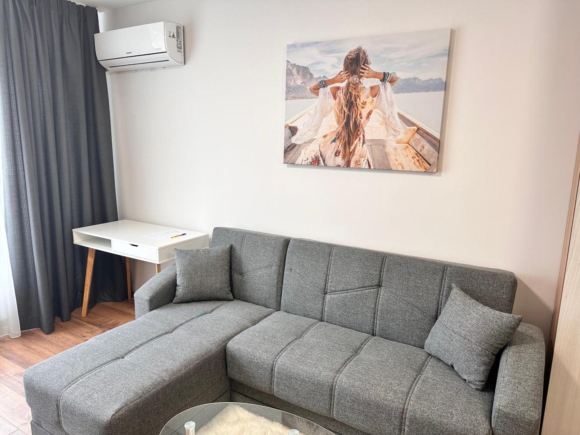 New Modern & Cozy Apartment With Free Private Parking And Ev Charging Station Varna Exterior photo