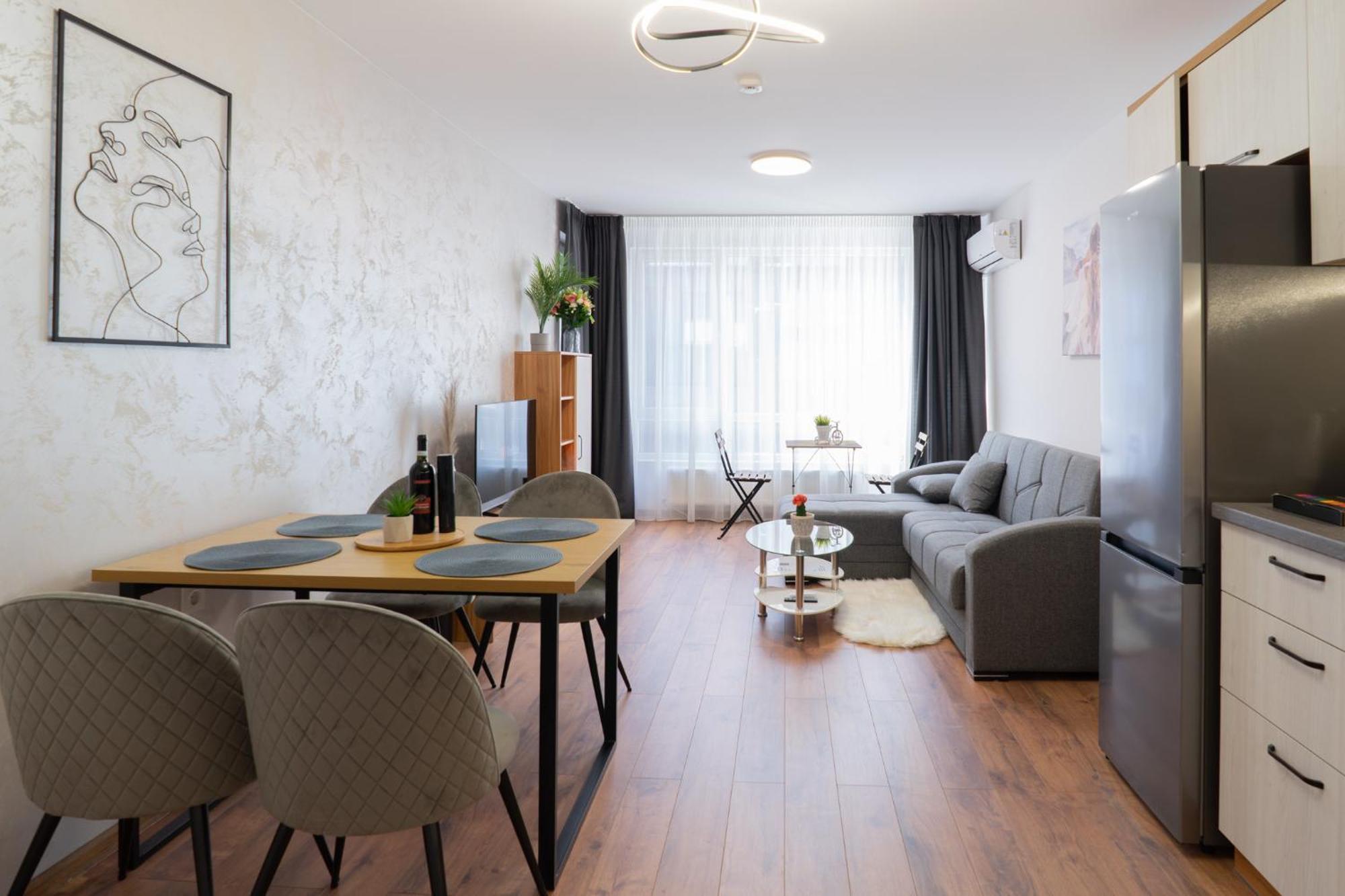 New Modern & Cozy Apartment With Free Private Parking And Ev Charging Station Varna Exterior photo